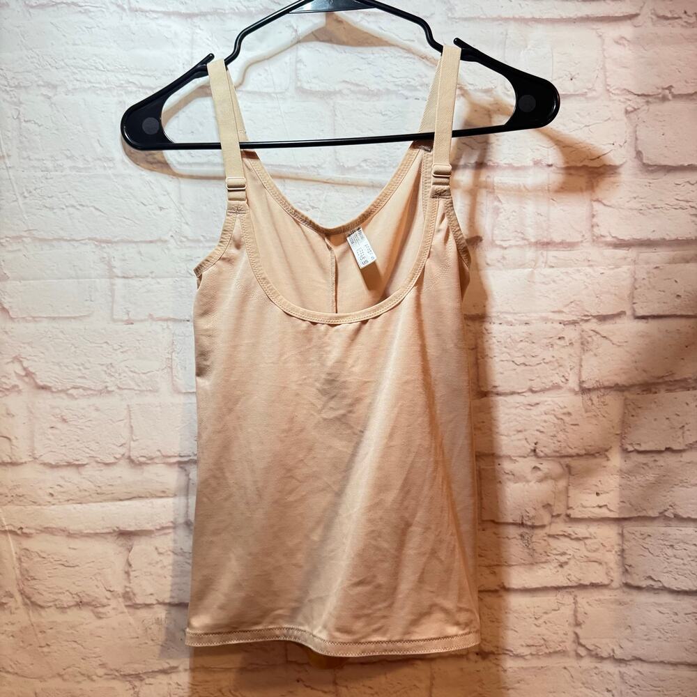 Wacoal Sz S Nude shapewear top Excellent condition #slimming #shapewear